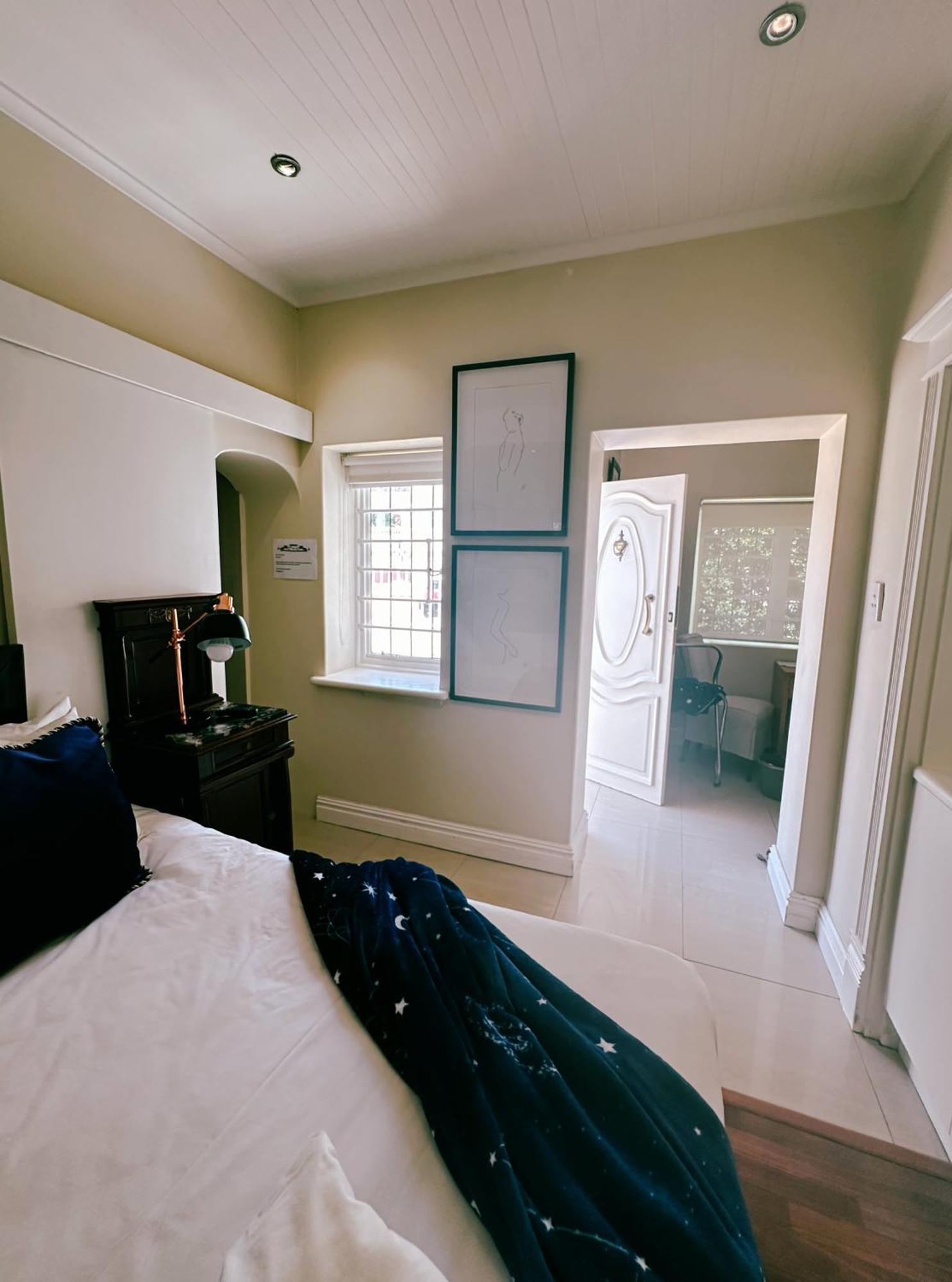 Ashby Manor Guest house 4*